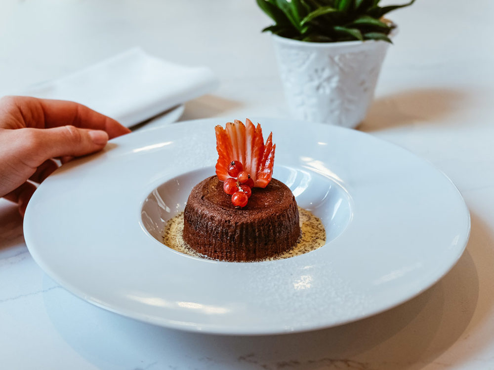 Hotel Indigo Venice Restaurant Savor Dinner Chocolate Souffle